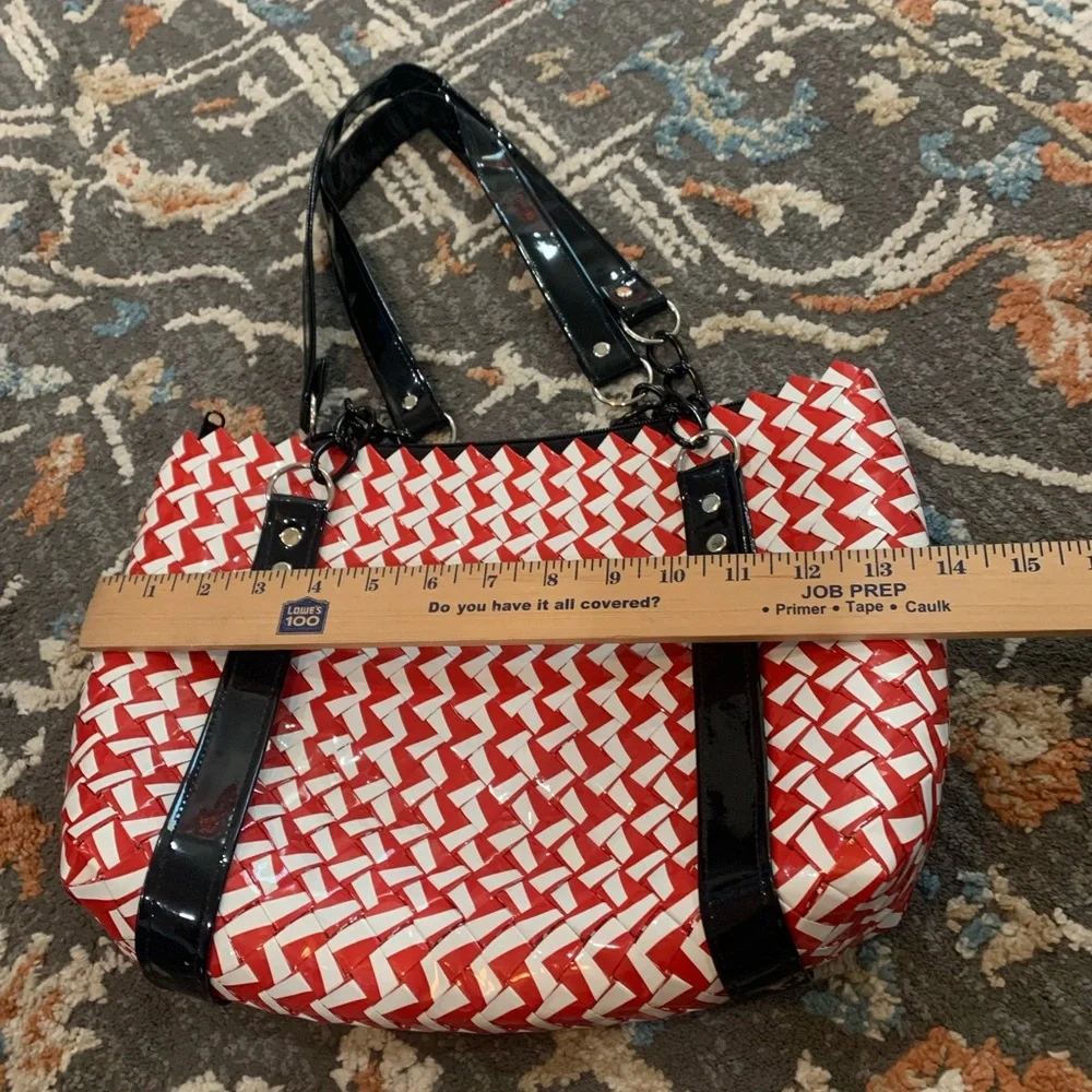 Handmade Candy Wrapper Purse, Eco-Friendly, Recycled Red‎ White Zip